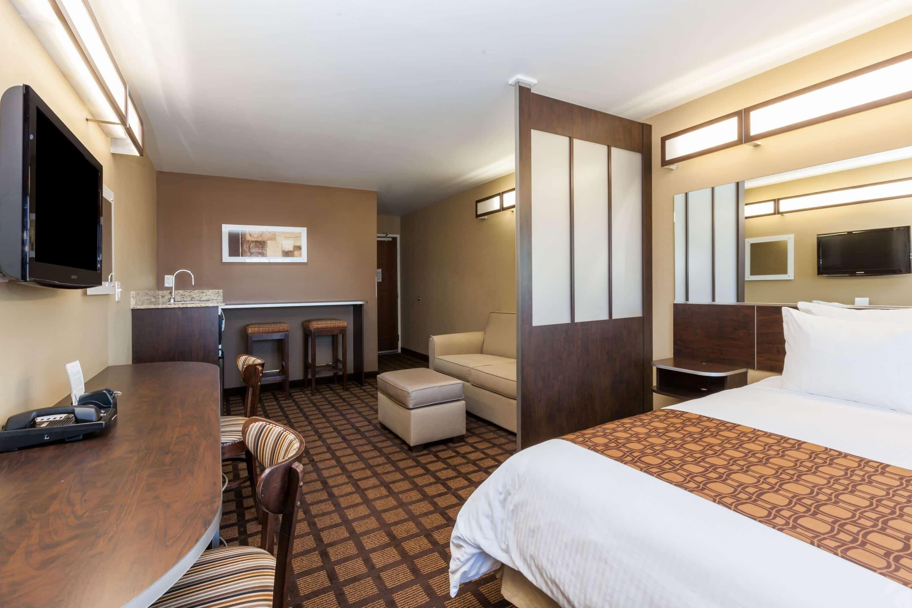 Microtel Inn & Suites By Wyndham Wheeler Ridge Bagian luar foto
