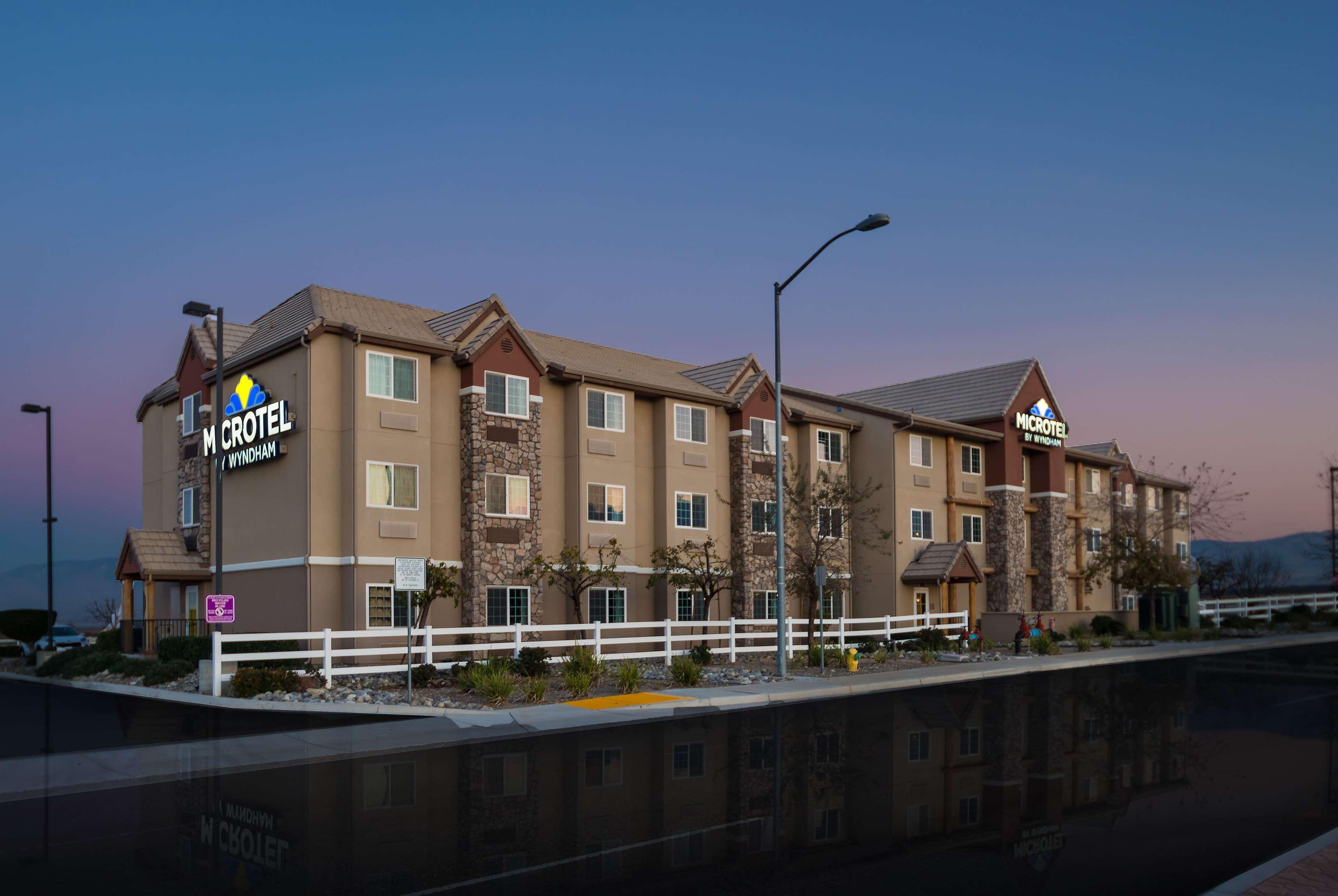 Microtel Inn & Suites By Wyndham Wheeler Ridge Bagian luar foto