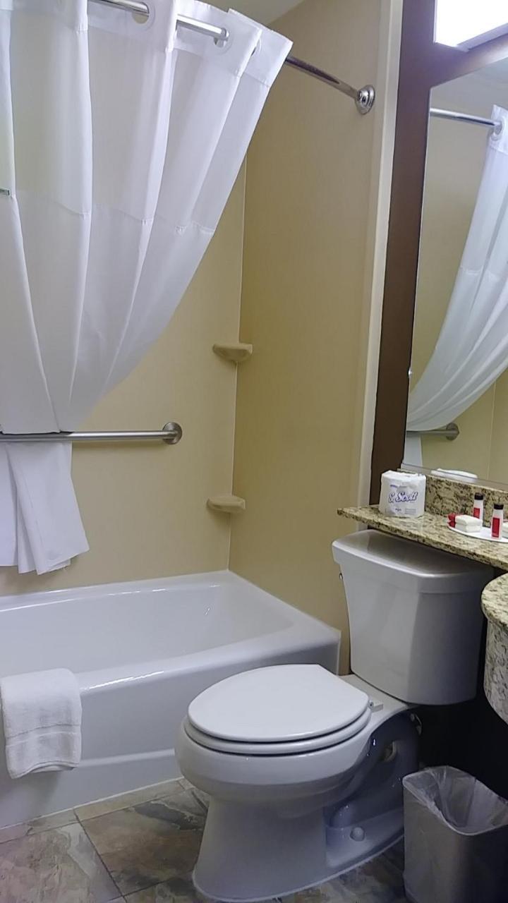 Microtel Inn & Suites By Wyndham Wheeler Ridge Bagian luar foto